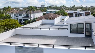 Flat Roof Photo